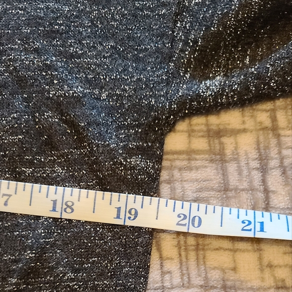 H&M Metallic Top w/Back Buttons - Picture 2 of 6